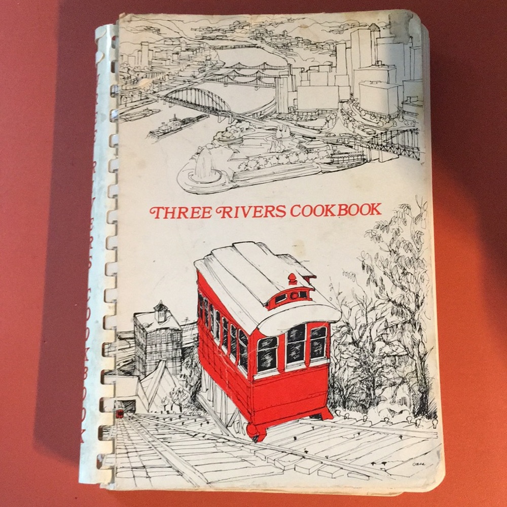 Three Rivers Cookbook. Good Taste of Pittsburgh